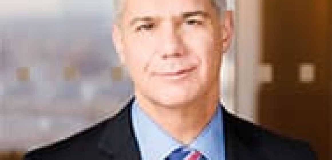 Bio---Dinallo,-Eric-1