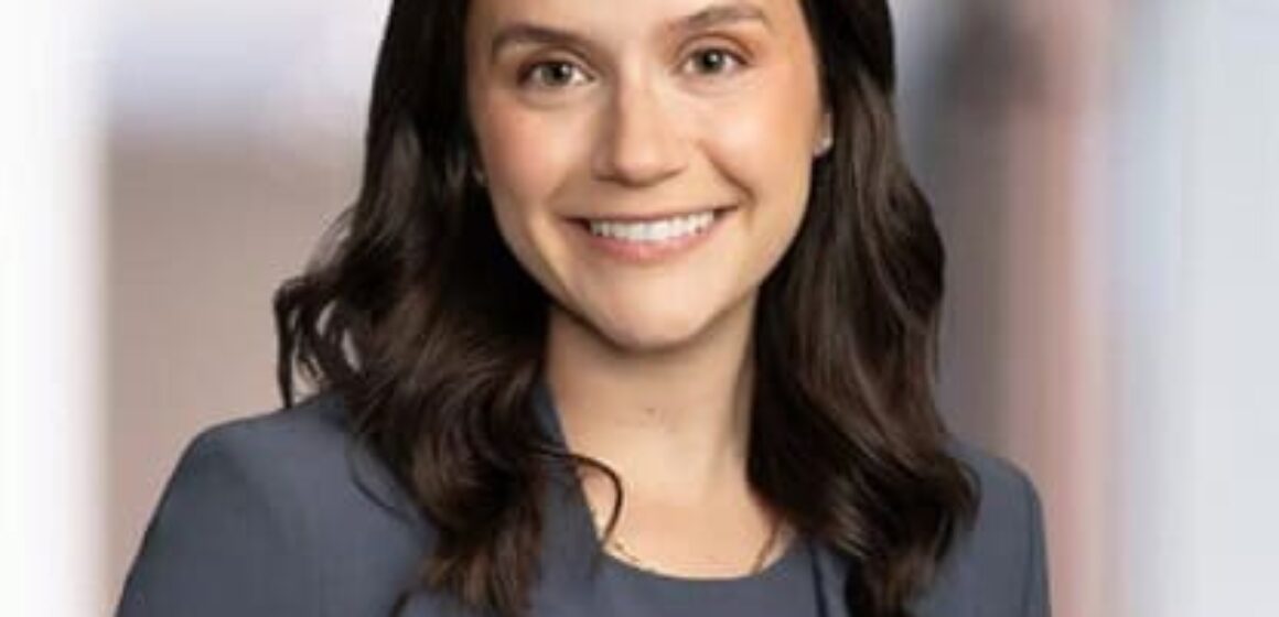 Julia Ditkoff Krowitz - Headshot